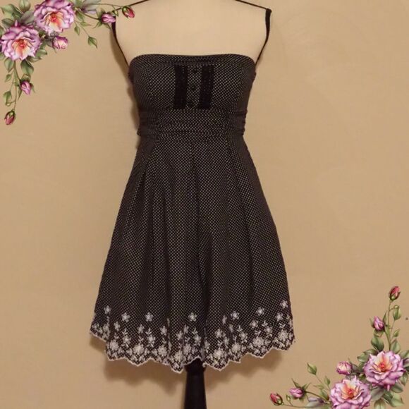 Speechless Dresses & Skirts - Clearance !!! Dot print strapless dress